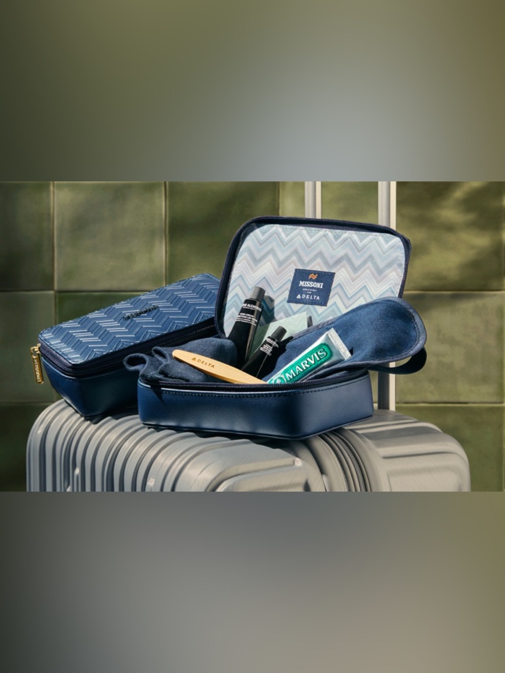 Missoni Travel Kit Cosmetic Bag Amenity Kit NWT